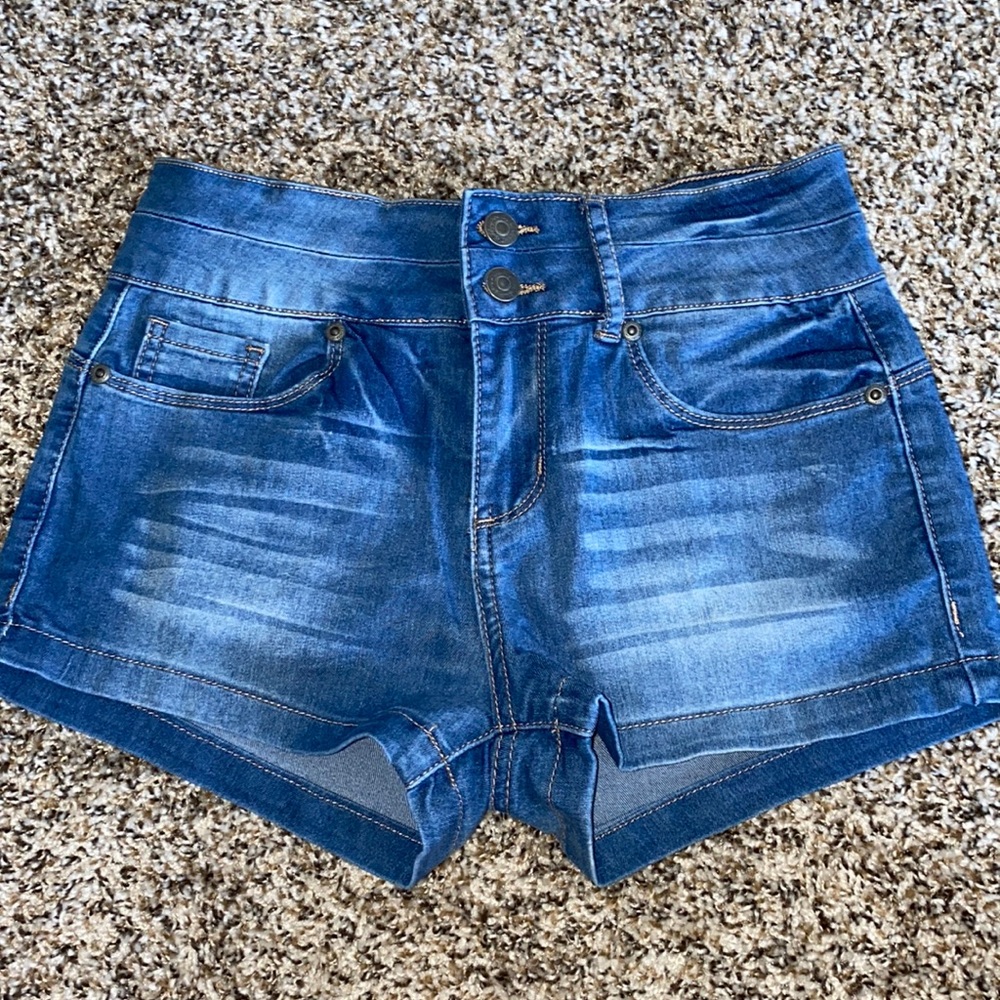 Jean shorts!